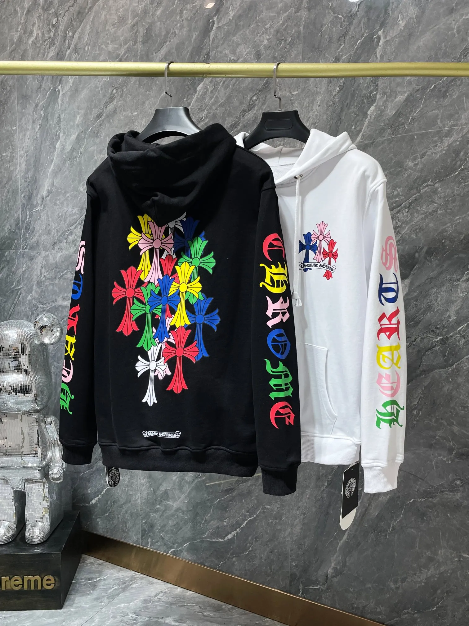P246 Chrome Hearts Autumn and Winter 2025 simultaneous sale at counters❤️ Chrome Classic Color Phantom Cross Letter Flower Arm Hooded Sweatshirt Imported environmentally friendly glue printing and dyeing Improved customized version of 1:1 high-gram weight high-quality fabric Recommended Color: Black White Code Number: S, M, L, XL.